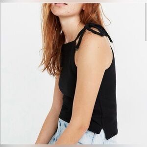 Madewell Ribbed tie top! In great condition!✨